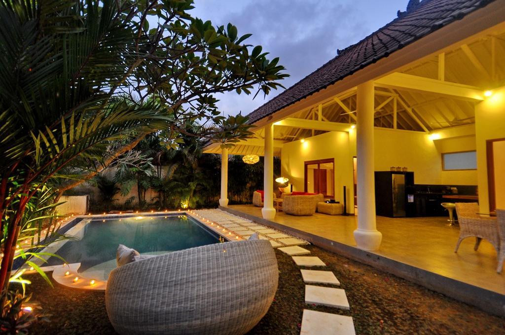 Villa Camelia 세미냑 외부 사진