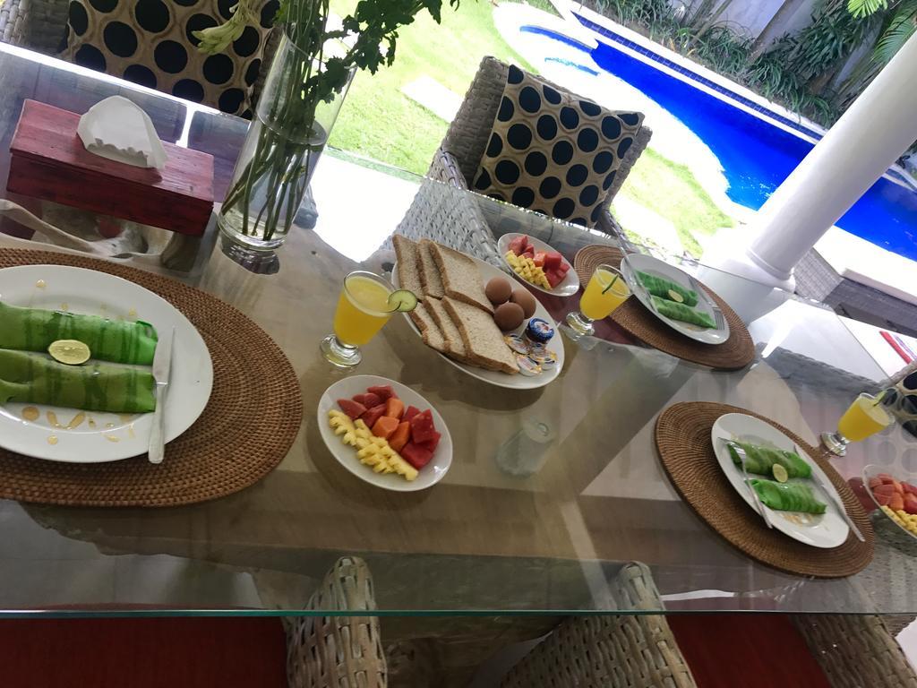 Villa Camelia 세미냑 외부 사진